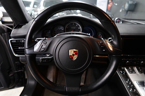 Porsche Panamera 17 of 30