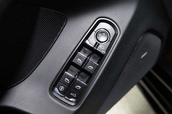 Porsche Panamera 9 of 30