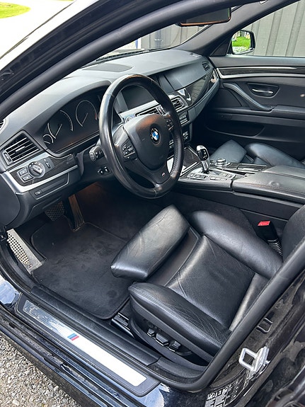 BMW 530xd 9 of 23