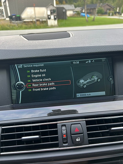 BMW 530xd 19 of 23