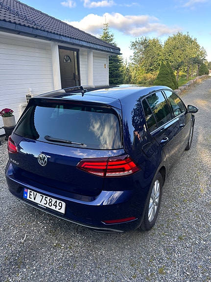 Volkswagen e-Golf VII 6 of 14