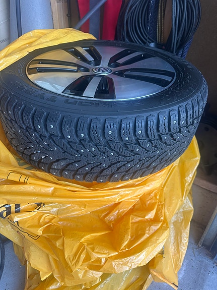 Volkswagen e-Golf VII 14 of 14