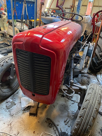 Massey Ferguson 3 of 15