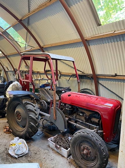Massey Ferguson 2 of 15