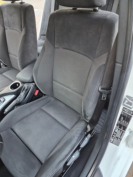 BMW X1 9 of 15