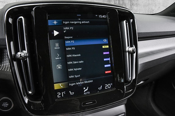 Volvo XC40 17 of 23
