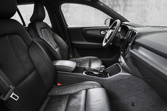Volvo XC40 21 of 23
