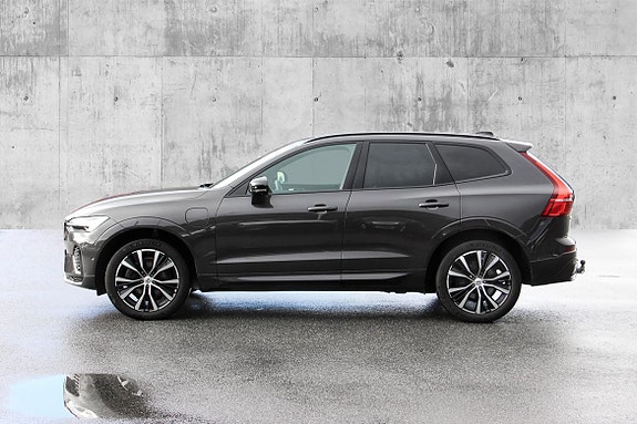Volvo XC60 4 of 30