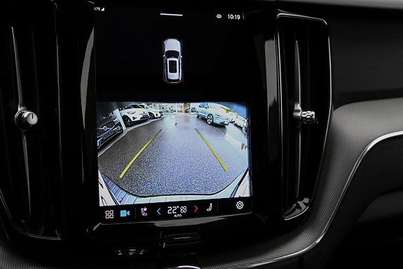 Volvo XC60 27 of 30