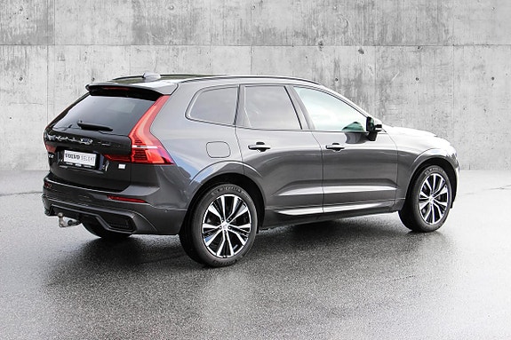 Volvo XC60 7 of 30