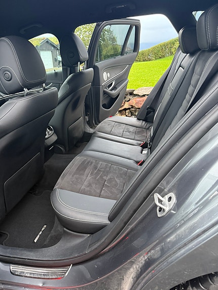 Mercedes-Benz E300 de 13 of 28