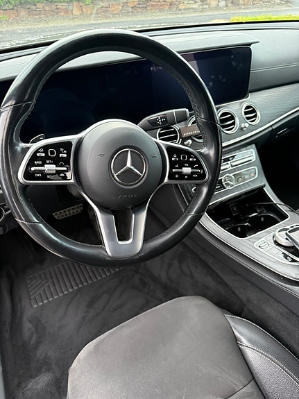 Mercedes-Benz E300 de 8 of 28