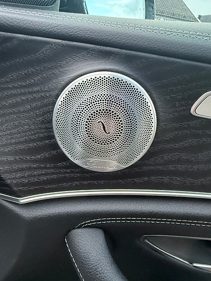 Mercedes-Benz E300 de 11 of 28