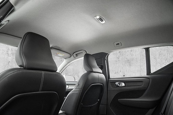 Volvo XC40 28 of 30