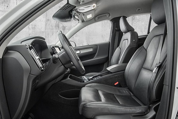 Volvo XC40 23 of 30
