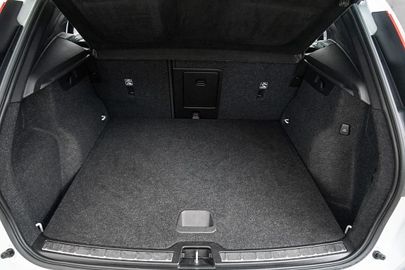 Volvo XC40 9 of 30