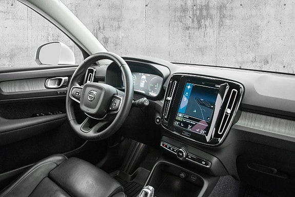 Volvo XC40 26 of 30