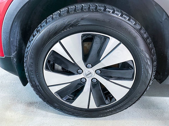 Volvo XC40 10 of 10
