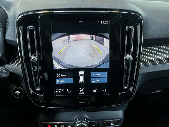 Volvo XC40 9 of 10