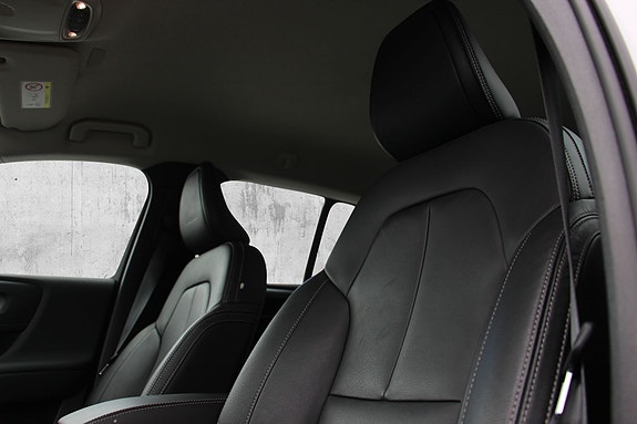 Volvo XC40 11 of 29