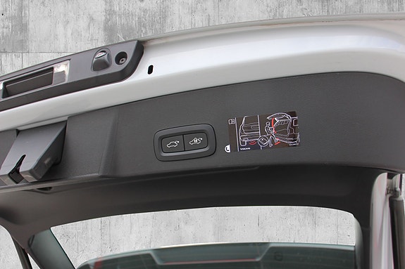 Volvo XC40 19 of 29