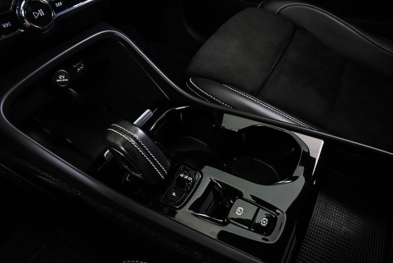 Volvo XC40 20 of 22