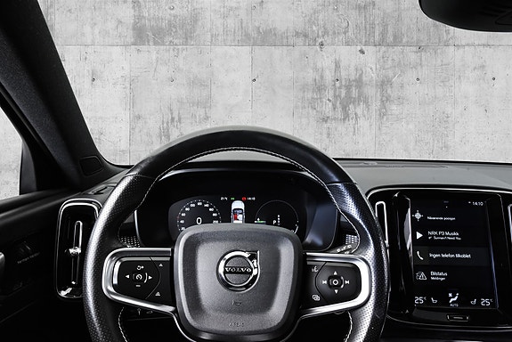 Volvo XC40 22 of 22