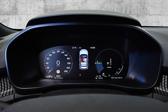 Volvo XC40 15 of 22