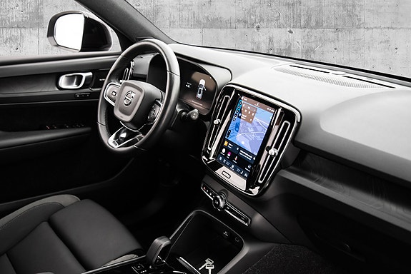 Volvo XC40 27 of 30
