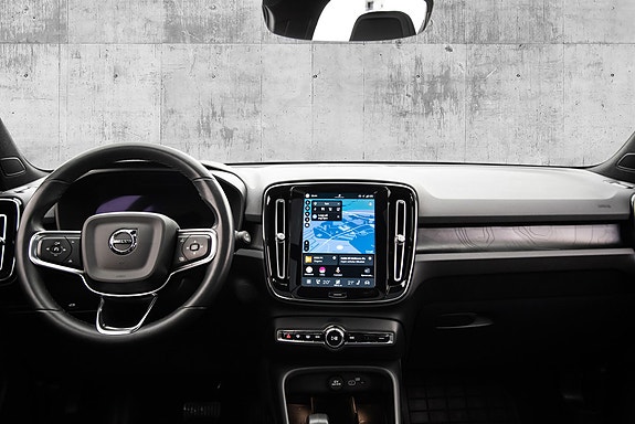 Volvo XC40 25 of 30