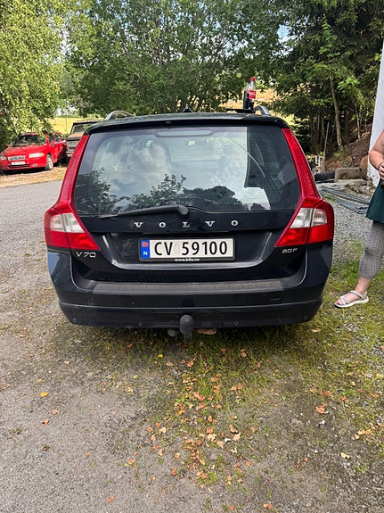 Volvo V70 7 of 10