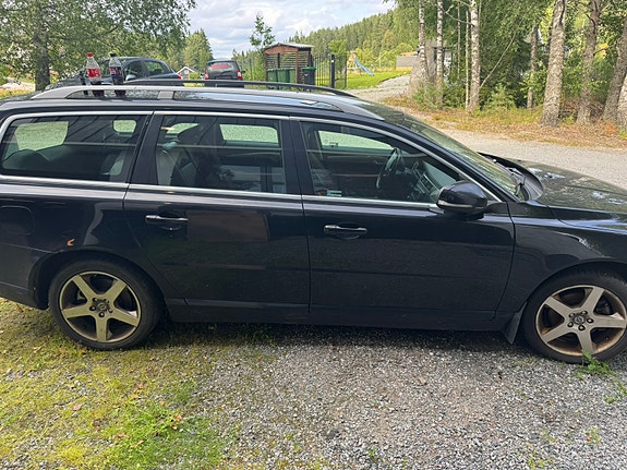 Volvo V70 5 of 10