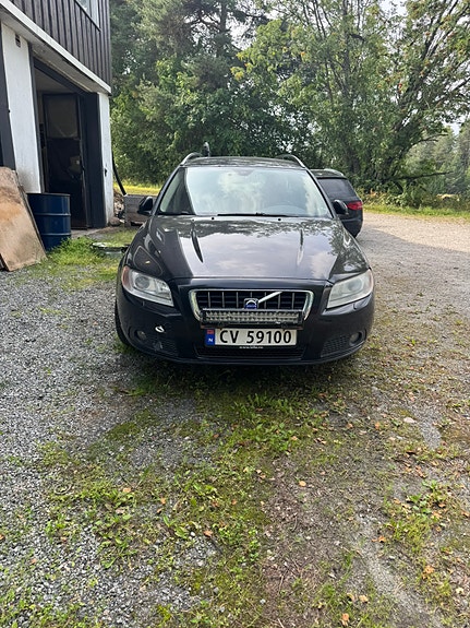 Volvo V70 6 of 10