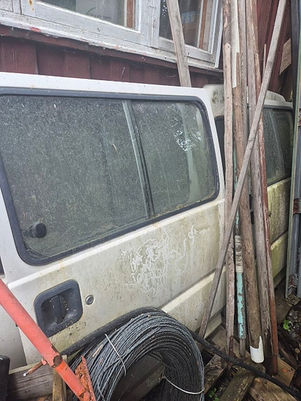 Mitsubishi L300 21 of 30