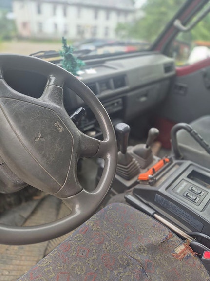 Mitsubishi L300 14 of 30