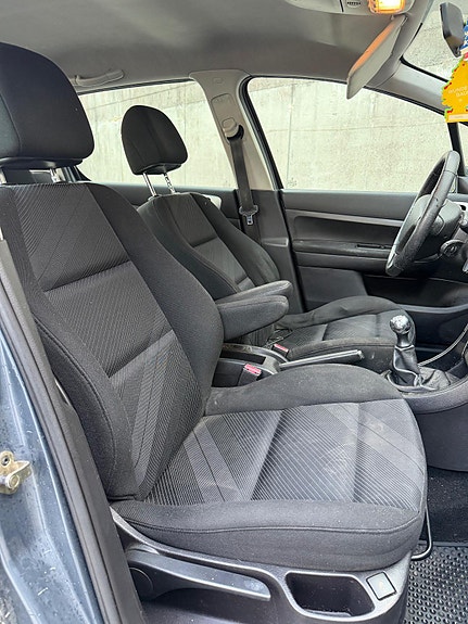 Peugeot 307 10 of 14