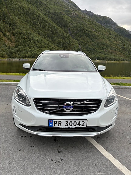 Volvo XC60 13 of 19