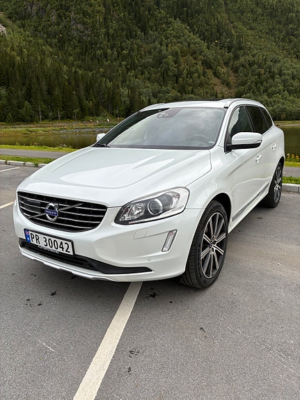 Volvo XC60 12 of 19