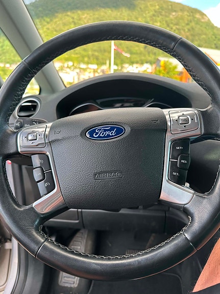 Ford S-MAX 11 of 15