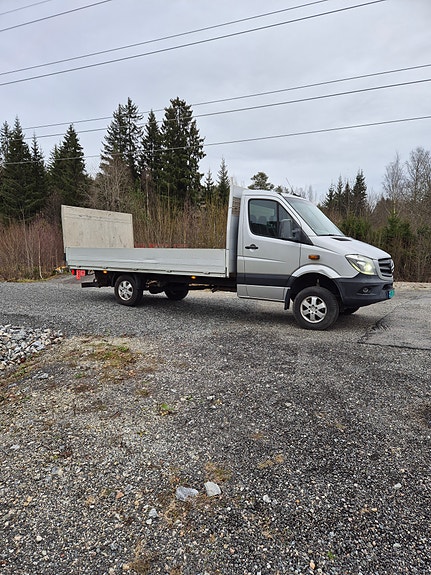 Mercedes-Benz Sprinter 4 of 10