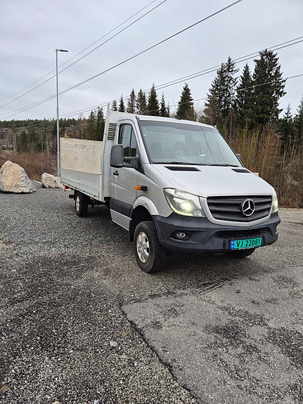 Mercedes-Benz Sprinter 3 of 10