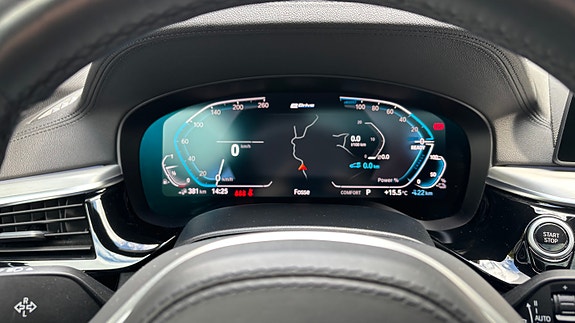 BMW 530e 15 of 19