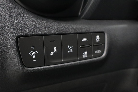 Hyundai Kona 24 of 30