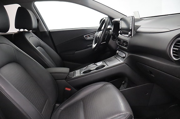 Hyundai Kona 26 of 30