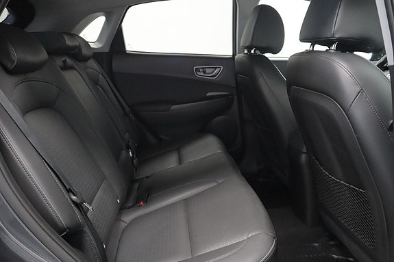 Hyundai Kona 28 of 30