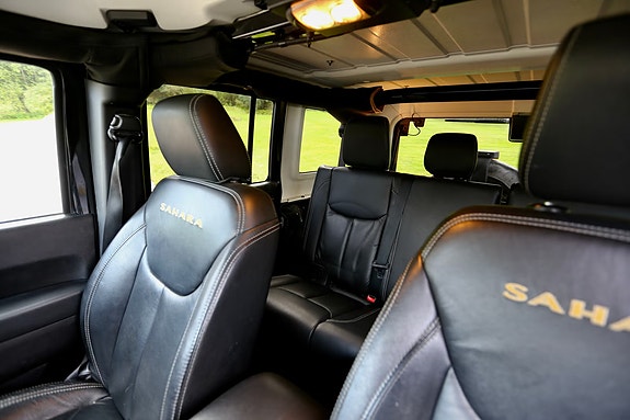 Jeep Wrangler 9 of 9