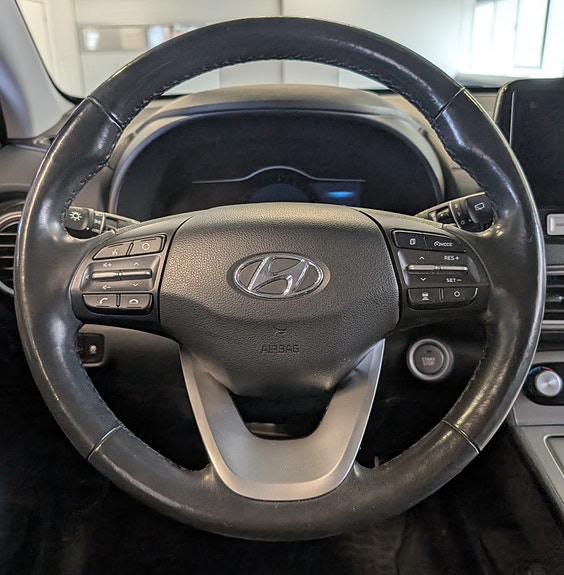 Hyundai Kona 25 of 30