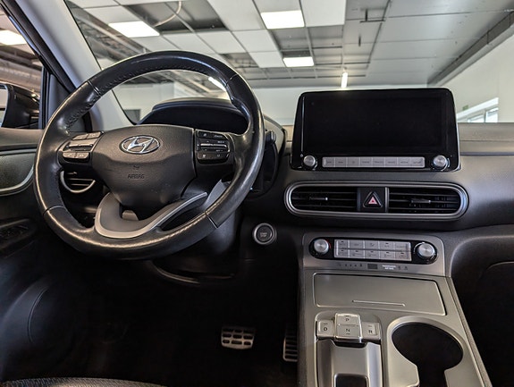 Hyundai Kona 24 of 30