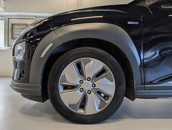 Hyundai Kona 5 of 30