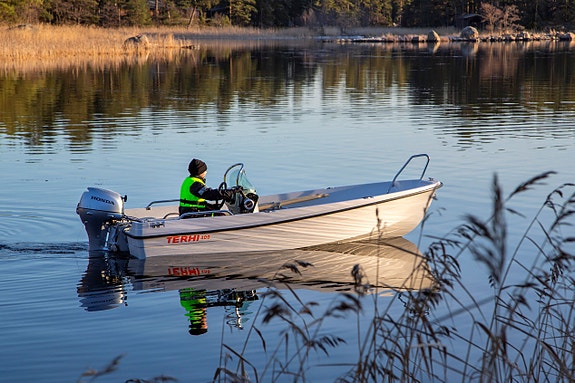 Terhi 400 CC - Tohatsu 9,9 Sport 15 hk - Unik og veltilpasset universalbåt 2 of 13